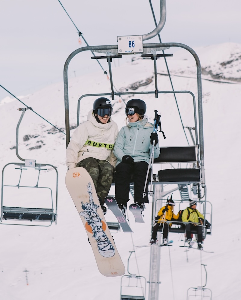 Hox Chalet ski lift up the mountain